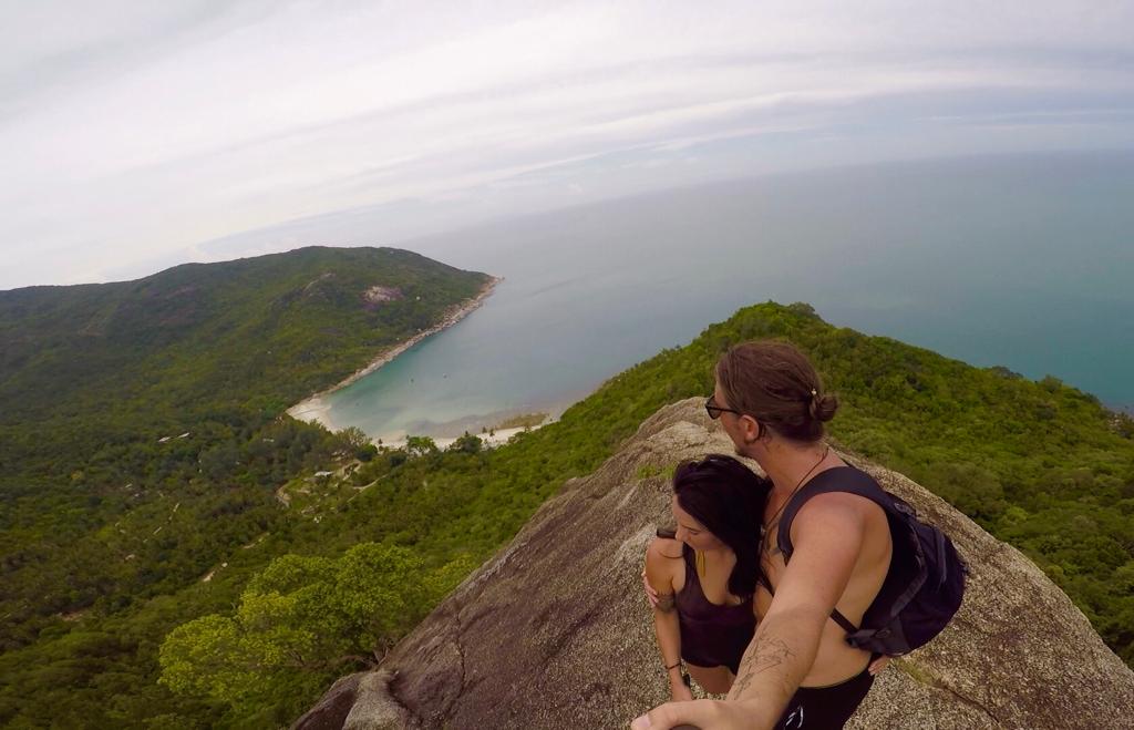 how to get to the bottle beach viewpoint