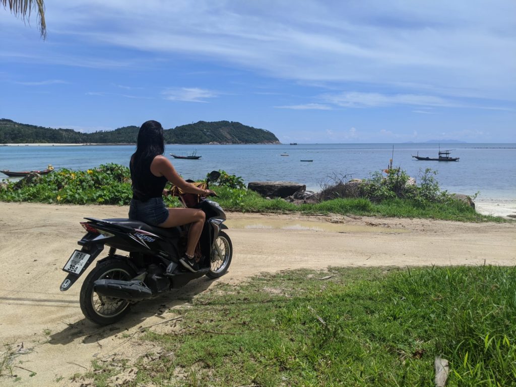 renting a motorbike in koh phangan