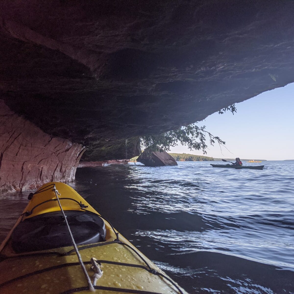 apostle islands kayaking tour