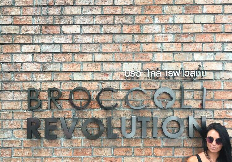 bangkok vegan restaurant broccoli revolution